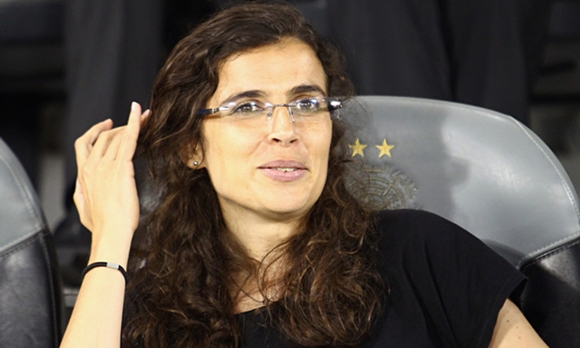 Helena-Costa-pictured-in--012