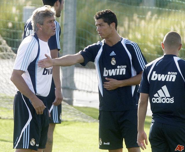 On This Day 2011, Ronaldo dan Benzema Durhakai Pellegrini