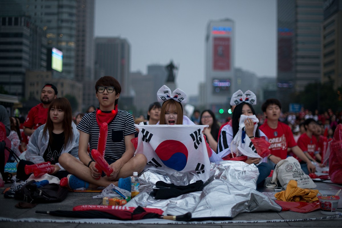 Fans Korea